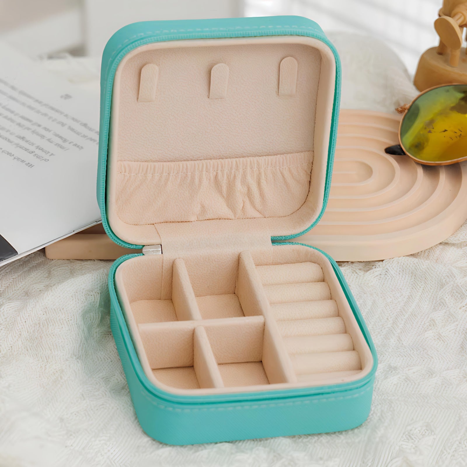 Lazer Jewellery Organiser PU Leather Zipper Square Portable Mini Square Storage Box Case with Dividers Container for Rings, Earrings, Necklace Home Organizer