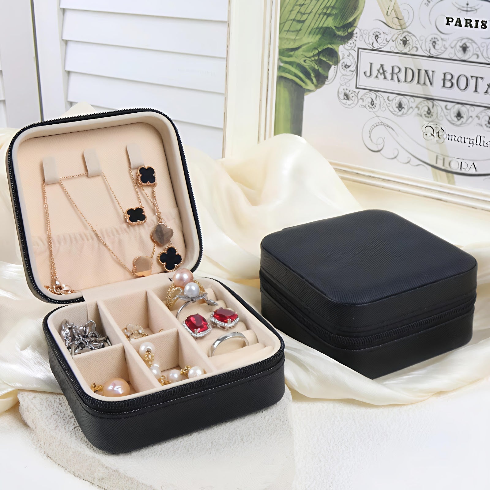 Lazer Jewellery Organiser PU Leather Zipper Square Portable Mini Square Storage Box Case with Dividers Container for Rings, Earrings, Necklace Home Organizer